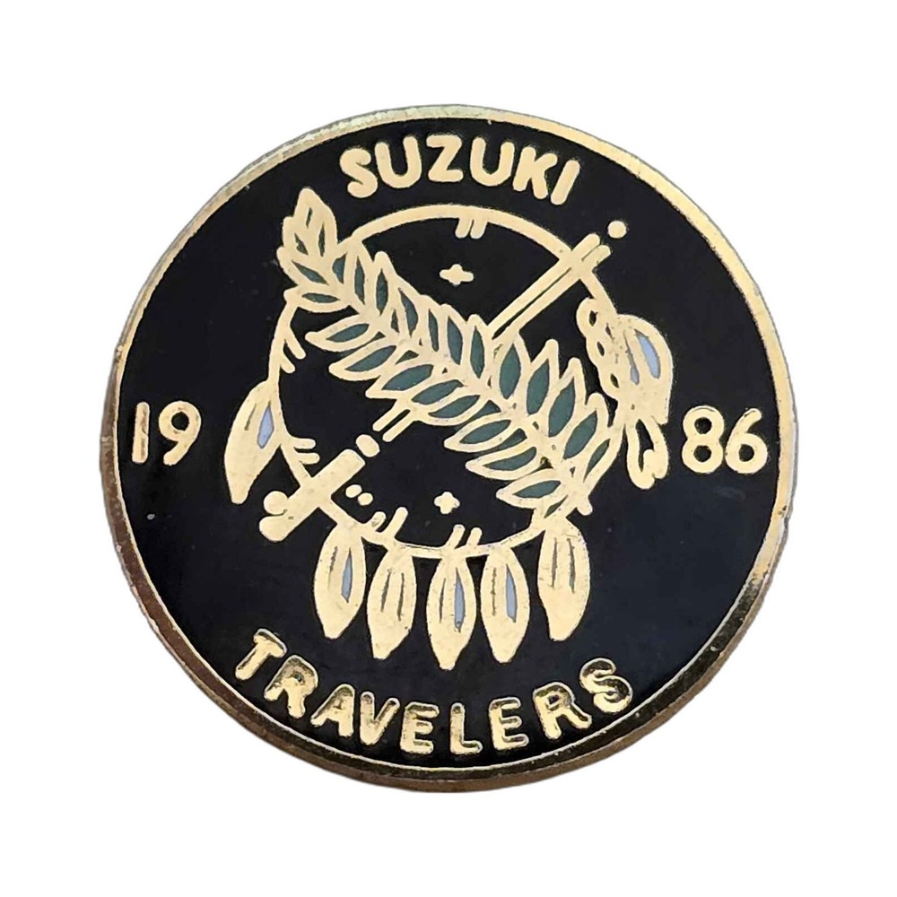 Vintage 1986 Suzuki Travelers Motorized Vehicle Club Lapel Vest Hat Pin J25